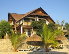 Khách sạn Dolphin House Resort Moalboal (Moalboal, Philippines)