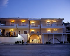 Filoxenia Hotel (Monemvasia, Greece)