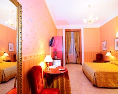 Hotel Sweet Home (Rome, Italy)