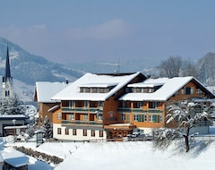 Hotelli Genusshotel Alpenblick (Lingenau, Itävalta)