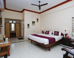 Capital O 9630 Hotel Maharaja (Kushalnagar, India)