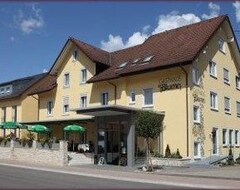 Khách sạn Zur Blume (Hausach, Đức)