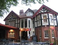 Khách sạn Burley Inn (Burley, Vương quốc Anh)