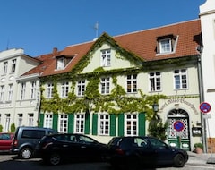 Khách sạn Pension 1554 (Wismar, Đức)