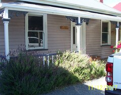 Koko talo/asunto Cottage On King Street Sandy Bay (Sandy Bay, Australia)