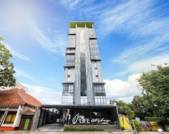 Khách sạn The Life Style Hotel (Surabaya, Indonesia)