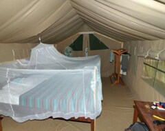 Otel Voi Wildlife Lodge & Safari Spa (Voi, Kenya)
