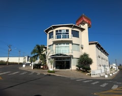 Ferian Plaza Hotel (Itapira, Brazil)
