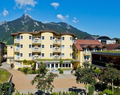 Khách sạn Hotel Zum Mohren (Reutte, Áo)