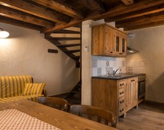 Khách sạn Chambres d'Hôtes La Moraine Enchantée (Gressan, Ý)