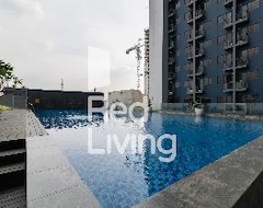 Khách sạn Redliving Apartemen Evenciio Win Property (Depok, Indonesia)