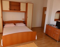 Tüm Ev/Apart Daire Apartments Ivanka (Sućuraj, Hırvatistan)