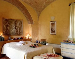 Khách sạn Borgo Tre Rose (Montepulciano, Ý)