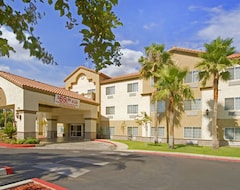 Hotelli Comfort Suites Bakersfield (Bakersfield, Amerikan Yhdysvallat)