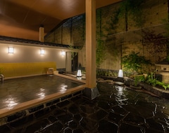 Khách sạn Nishitetsu Resort Inn Beppu (Beppu, Nhật Bản)