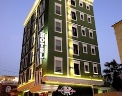 Khách sạn Hotel Capital Tirana (Tirana, Albania)