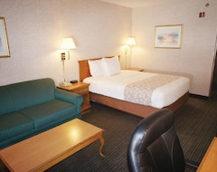 Hotel La Quinta Inn & Suites St. Albans (St. Albans, USA)