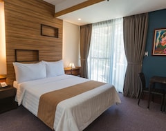 Hotel Sierra Pines Baguio (Baguio, Filipini)