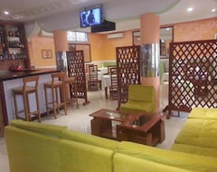 Khách sạn Hotel - Y (Douala, Cameroon)