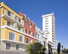 Khách sạn Bianchi Hotel & Residence (Porto Recanati, Ý)