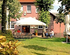 Otel "Zur Linde" (Kirchlinteln, Almanya)