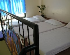 Bed & Breakfast Islas 8817 Guesthouse (Manila, Philippines)