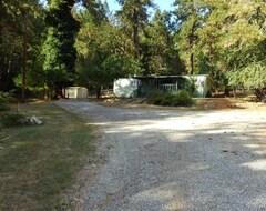 Entire House / Apartment Quiet And Comfy (zip Tye Ranch) (Myrtle Creek, USA)