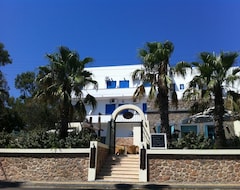 Hotel Santorini (Fira, Grecia)