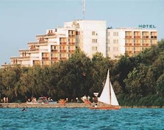 Hotel Aranypart (Siófok, Macaristan)