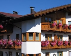 Hotel Bauernhof Kleiner Andreas (Tannheim, Austria)