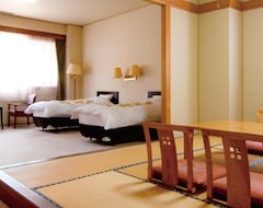 Hotel pokapokarandoMeiMa (Omachi, Japan)