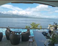 Eden Resort (Santander, Philippines)