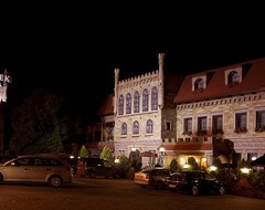 Hotelli Hotel Zameczek (Książ Wielki, Puola)