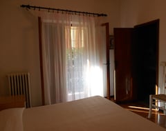 Khách sạn Albergo Lorena (Forte dei Marmi, Ý)
