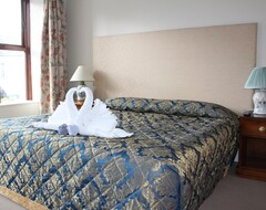 Hotelli Tom Crean Fish & Wine & Accommodation (Kenmare, Irlanti)