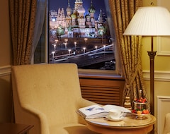 فندق هوتل بالتسكوج كمبنسكي موسكو (موسكو, روسيا)