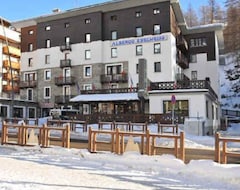 Hotel Edelweiss (Breuil-Cervinia, Italy)