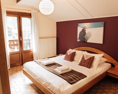 Hotel The Ridewell Lodge (Montriond, France)