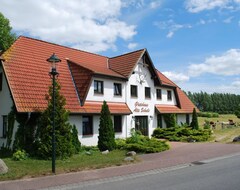 Toàn bộ căn nhà/căn hộ Spacious Four-room Apartment In Quaint Holiday Village (Dargun, Đức)