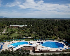 Hotel Th Tirrenia - Green Park Resort (Tirrenia, Italy)