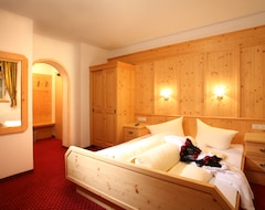 Khách sạn Hotel Silbertal - Almhutten (Soelden, Áo)