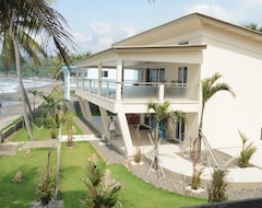 Khách sạn Sunset Beach House (Pelabuhan Ratu, Indonesia)