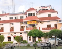 Khách sạn Tokas Midway (Behror, Ấn Độ)