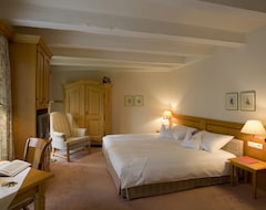 Hotel A La Cour D'Alsace (Obernai, Francia)