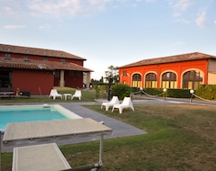 Căn hộ có phục vụ Corte di Frara (Parma, Ý)