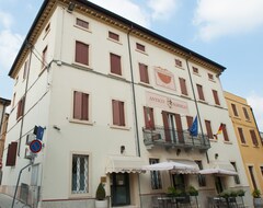 Otel Antico Albergo (Negrar, İtalya)