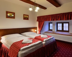 Hotel Malý Pivovar (Klášter Hradište nad Jizerou, Češka Republika)