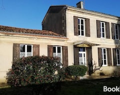 Toàn bộ căn nhà/căn hộ Belle Demeure Avec Espaces Verts (Gauriac, Pháp)