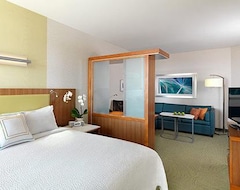 Otel SpringHill Suites by Marriott Orlando at FLAMINGO CROSSINGS Town Center/Western Entrance (Winter Garden, ABD)