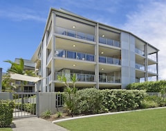 Huoneistohotelli On the Bay Apartments (Bribie Island, Australia)